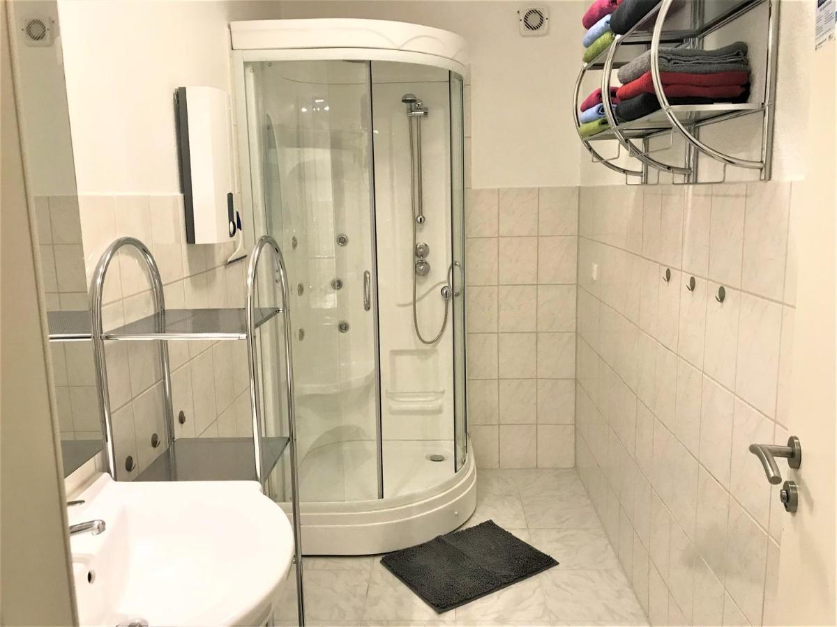 Ferienwohnung bis 8 Personen Rottenbach  Zimmer foto